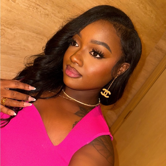 Meet your Posher, Kinnedi - Picture 1 of 1